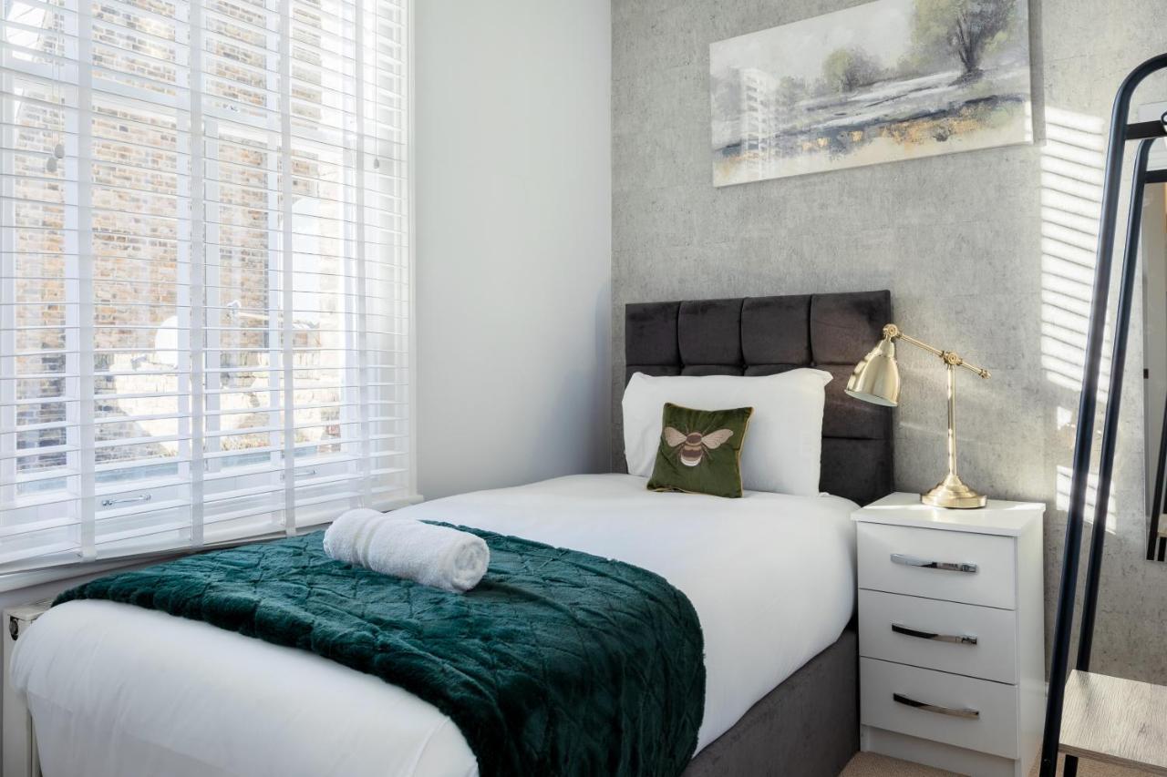 Beautiful 4 Bedroom House Near Paddington Station Londra Esterno foto