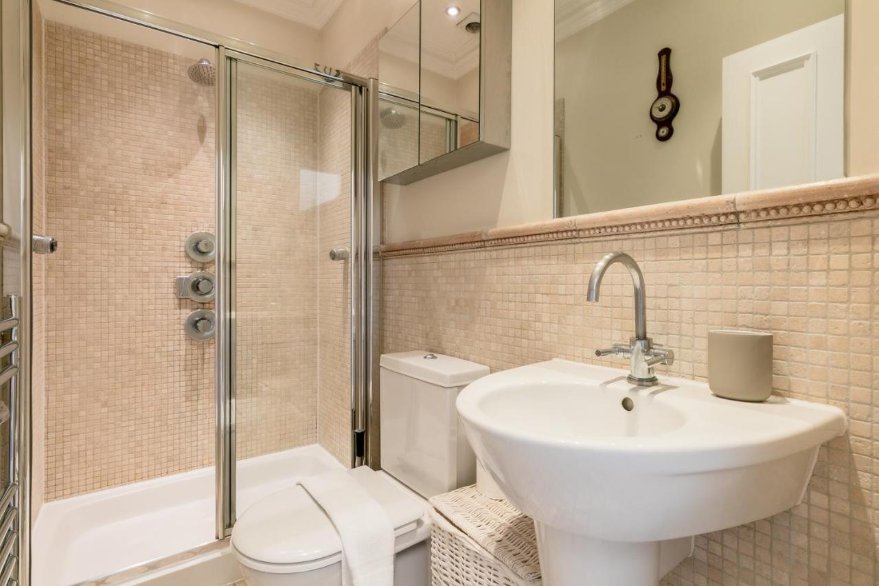 Beautiful 4 Bedroom House Near Paddington Station Londra Esterno foto